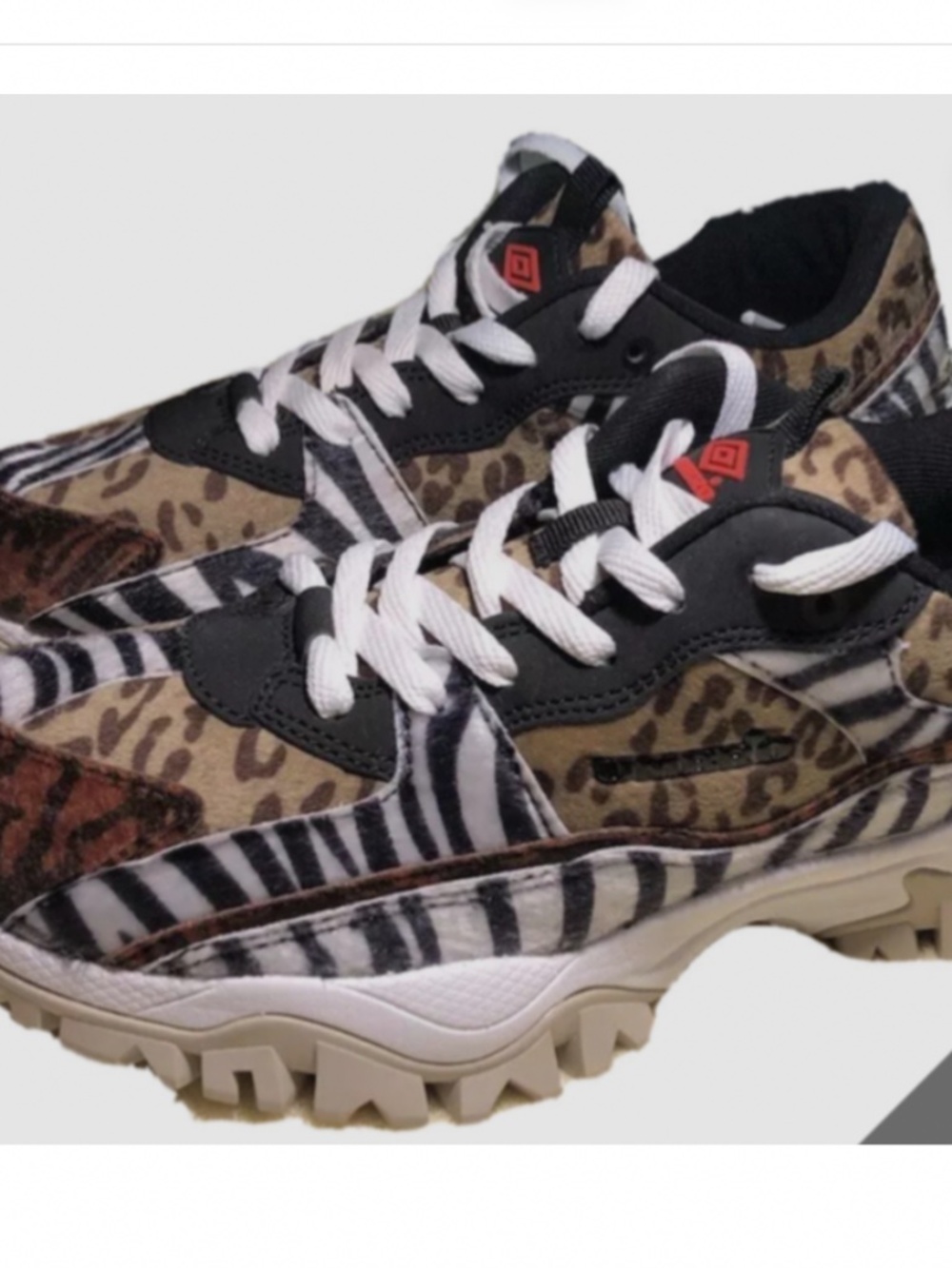 Umbro Bumpy Simulated Animal Skin Women’s Sneakers Size 6.5